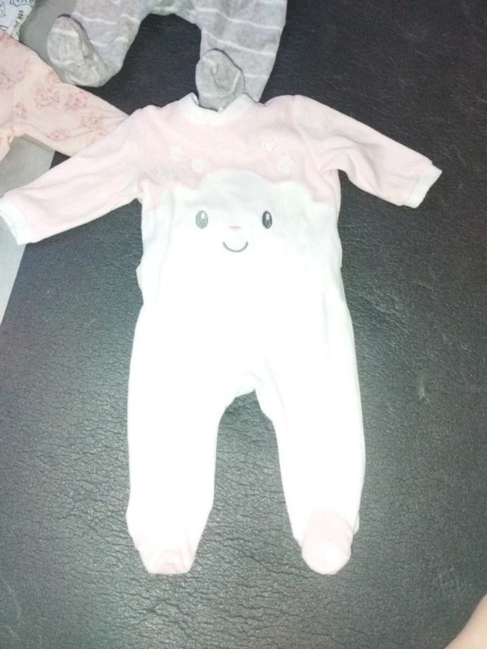 Lot pyjama bébé - photo numéro 2