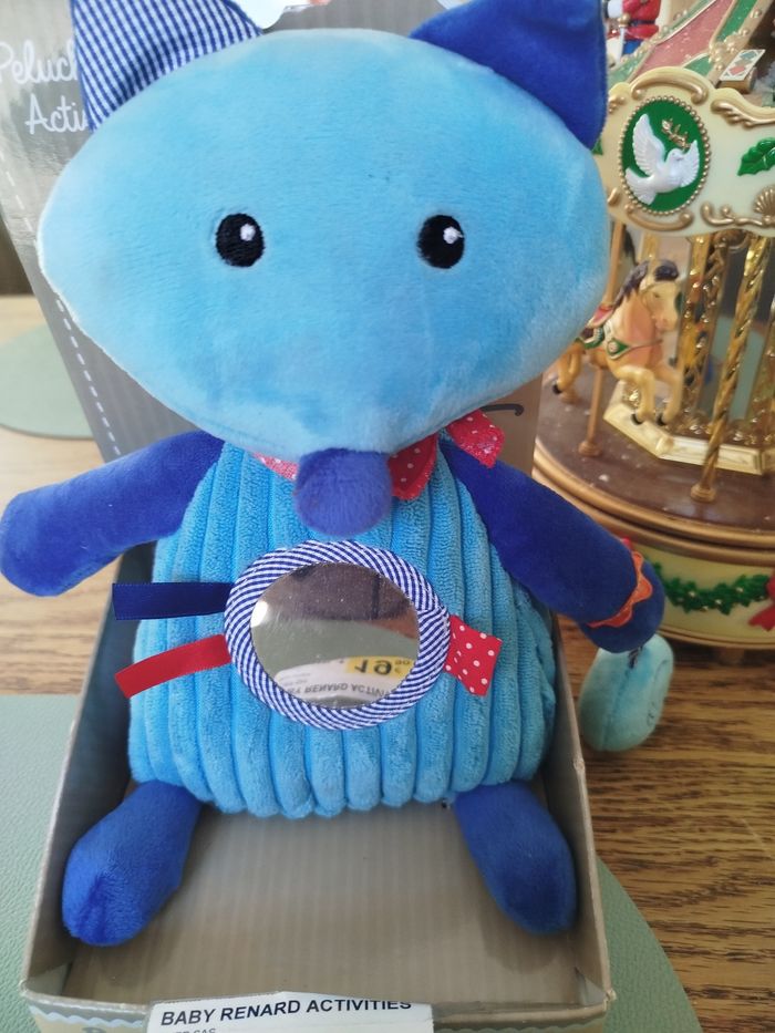 Peluche d'activités