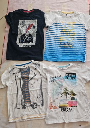 4 T shirts z 10 ans