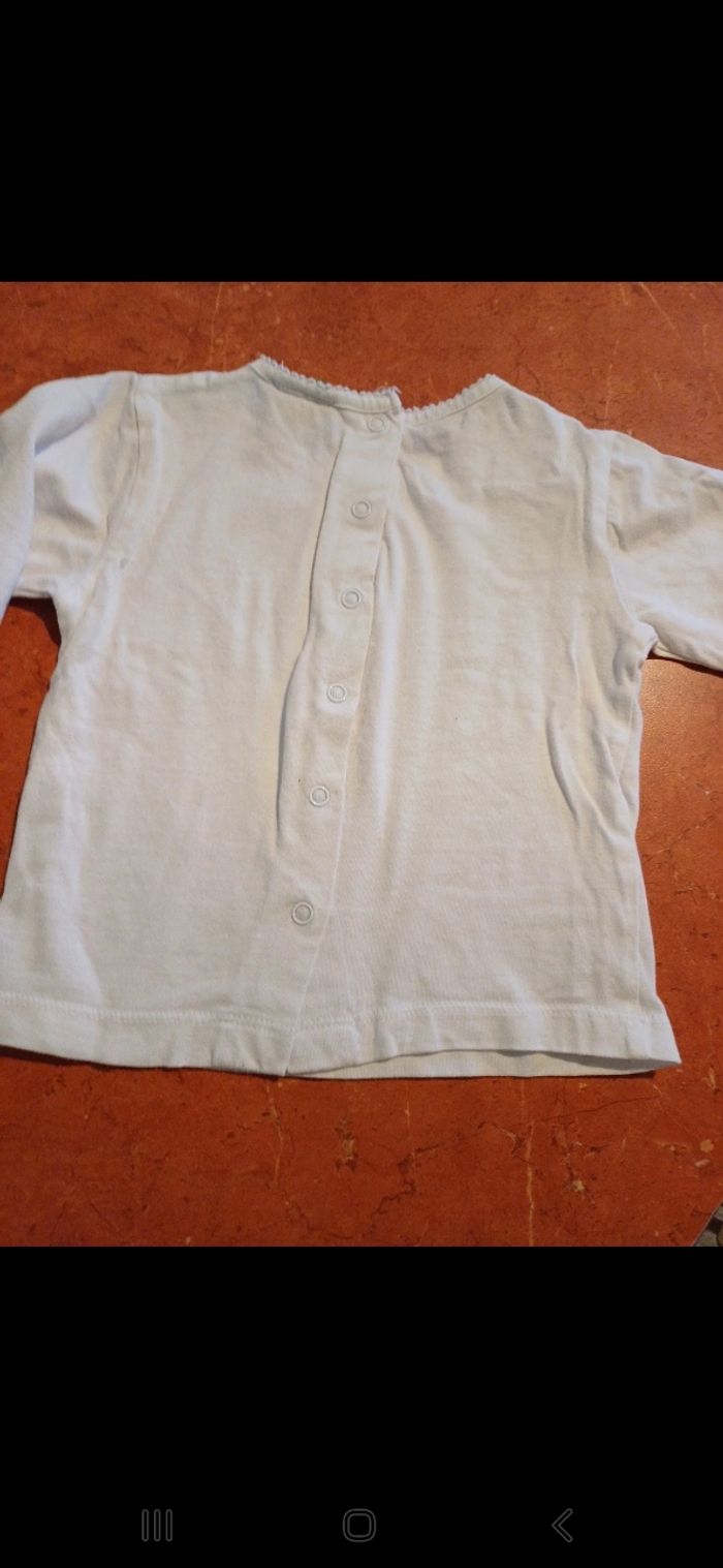 T.shirt bébé taille 9 mois - photo numéro 4