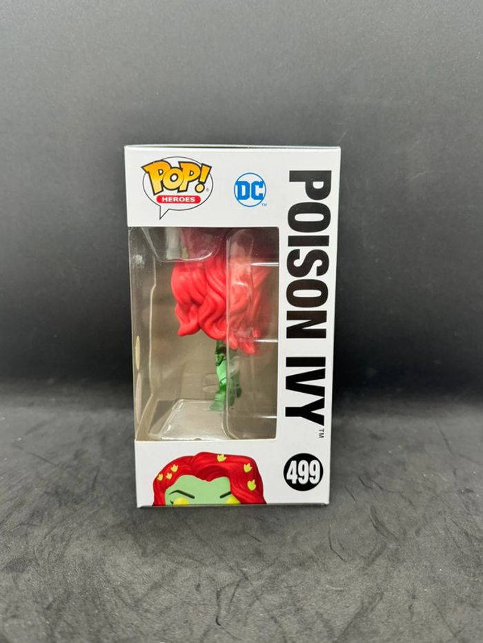 Funko pop DC Comics Harley Quinn Pouson Ivy 499 Glow GameStop - photo numéro 5