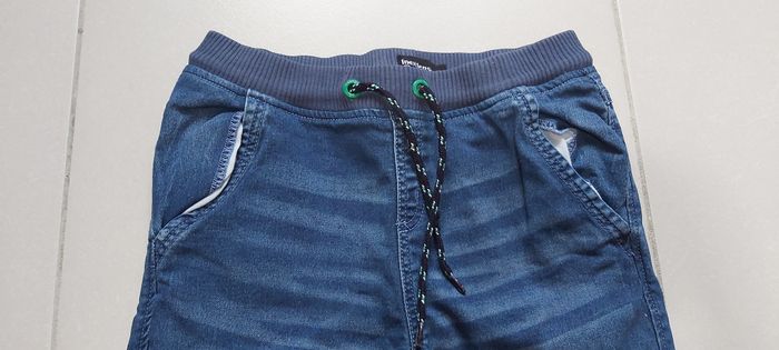 Jeans 12 ans - photo numéro 4