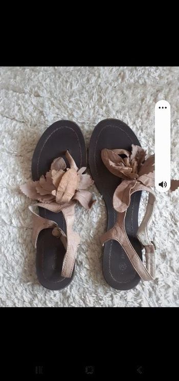 Sandales d'été beige