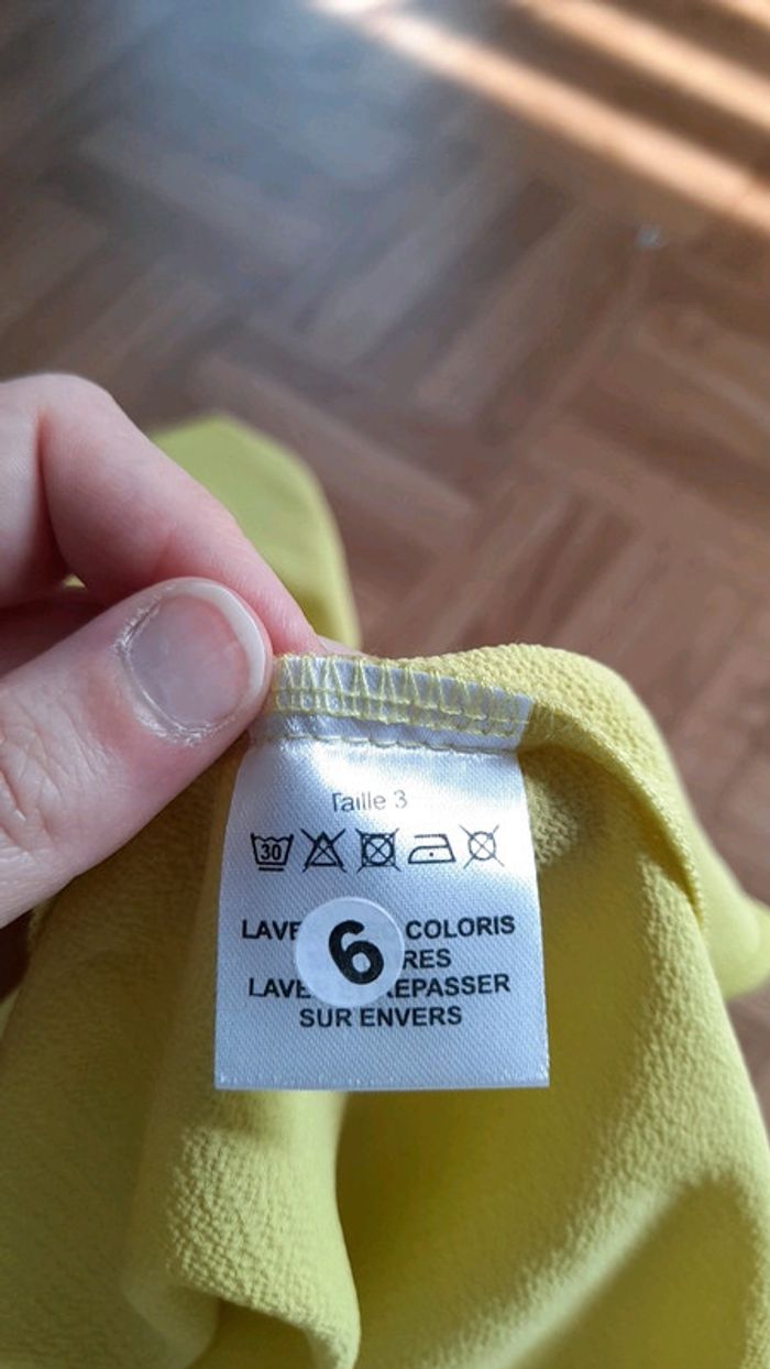 Top neuf taille 3 - photo numéro 6