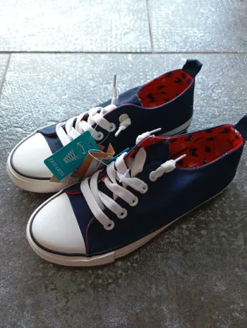 Tams chaussures neuves p.24