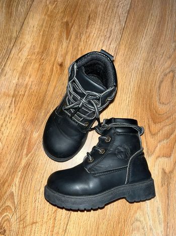 Chaussure botte 23