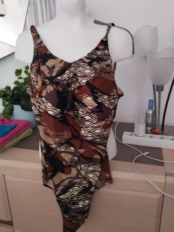 Maillot de bain taille 54 tbe