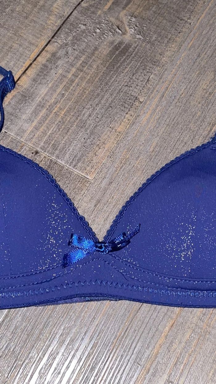 Soutien gorge Dim 70A tbe - photo numéro 2