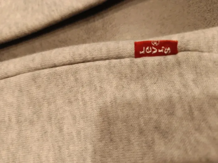 Vends sweat Levi's taille 12 ans. - photo numéro 3