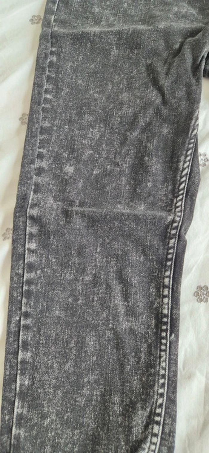 Jeans noir délavé kiabi - photo numéro 3
