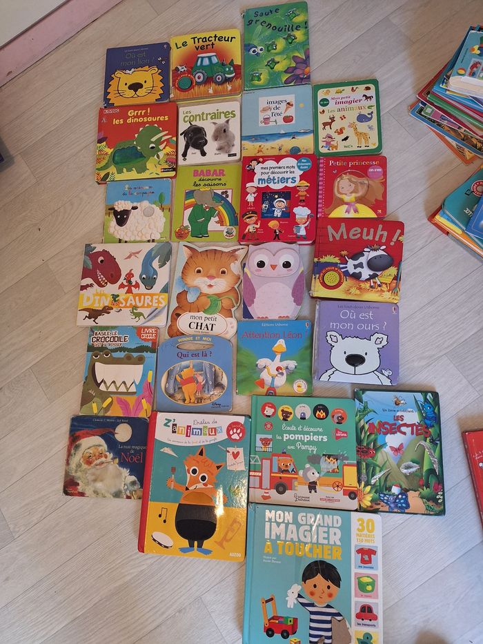 Gris lot de livres bebe - photo numéro 2
