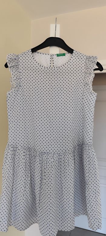 Robe sans manches Benetton taille 8-9 ans