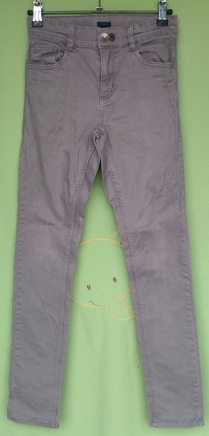 Pantalon skinny fit taille 12 ans