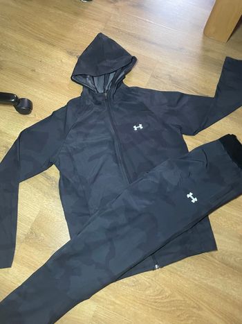 Ensemble under armour/ survet under armour