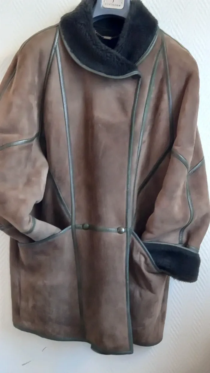 Manteau en cuir et daim homme ou femme taille 40 - photo numéro 4