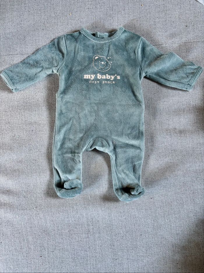 Pyjamas chaud 1 mois - photo numéro 3