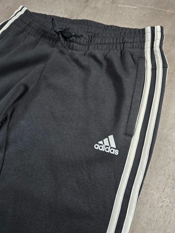 Pantalon jogging Adidas sportwear noir bandes blanches taille M - photo numéro 5