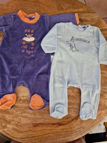 2 pyjamas 6 mois