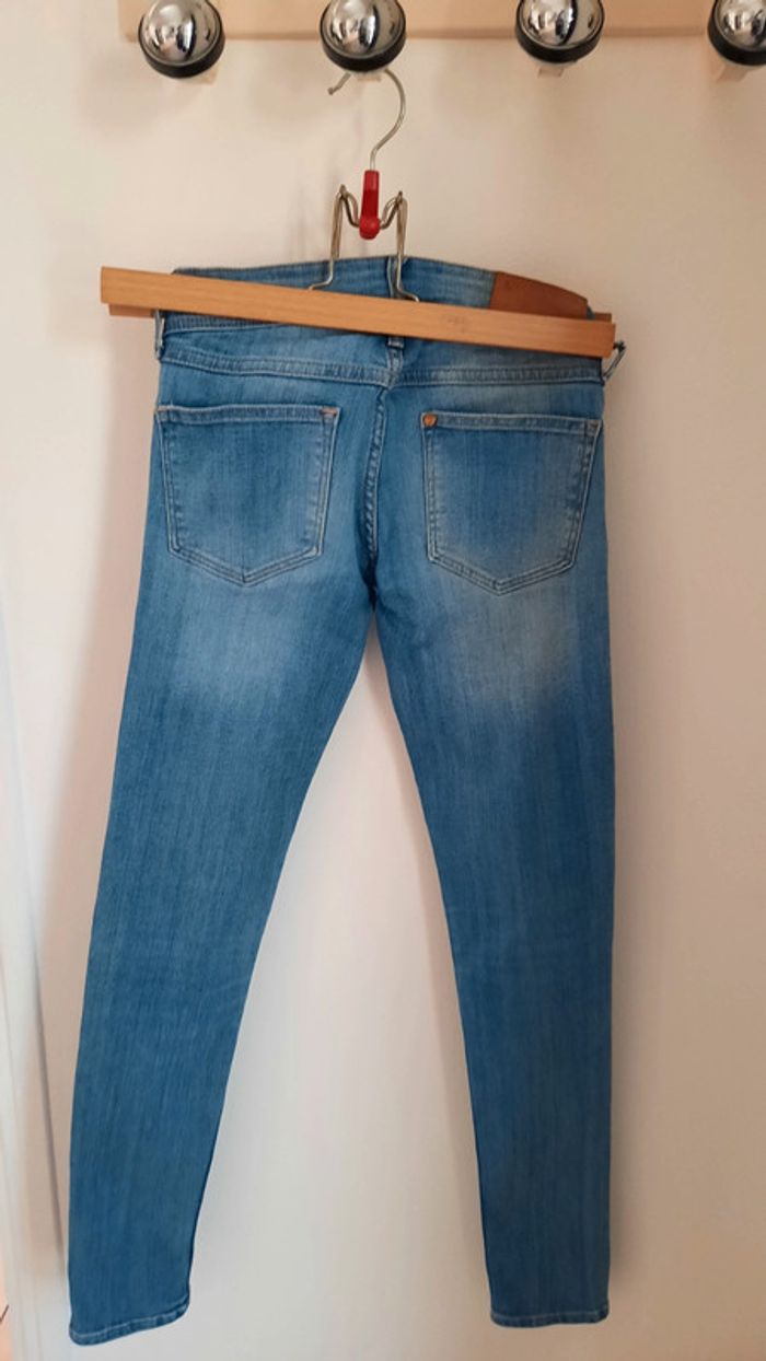 Jean bleu clair H&M Taille 32 - photo numéro 2