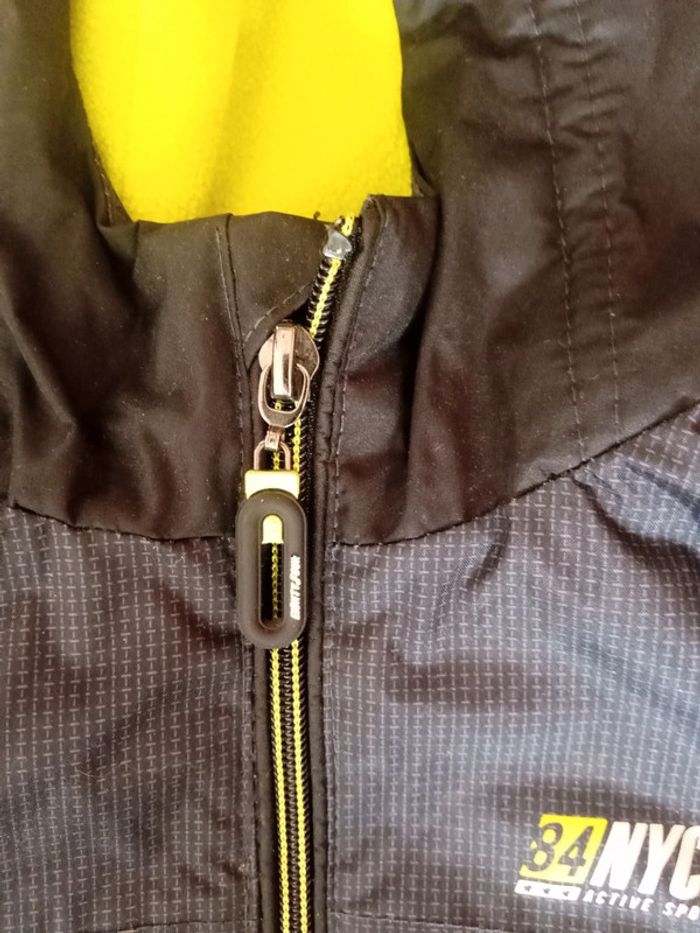 Veste coupe-vent doublée polaire 5 ans - photo numéro 7