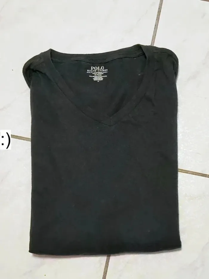 T-shirt noir col V – Polo Ralph Lauren – Style Y2K vintage - photo numéro 7