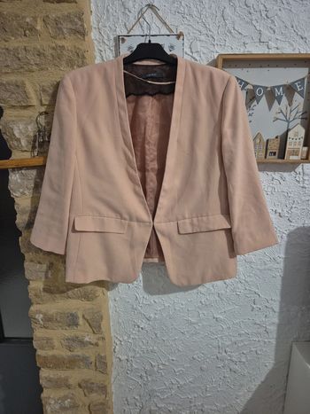 Magnifique veste de blazer courte couleur abricot Esprit taille 44