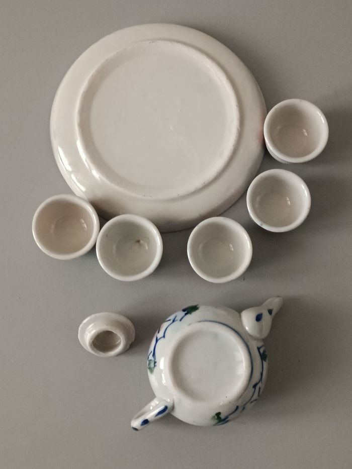 Service à thé miniature porcelaine - photo numéro 2
