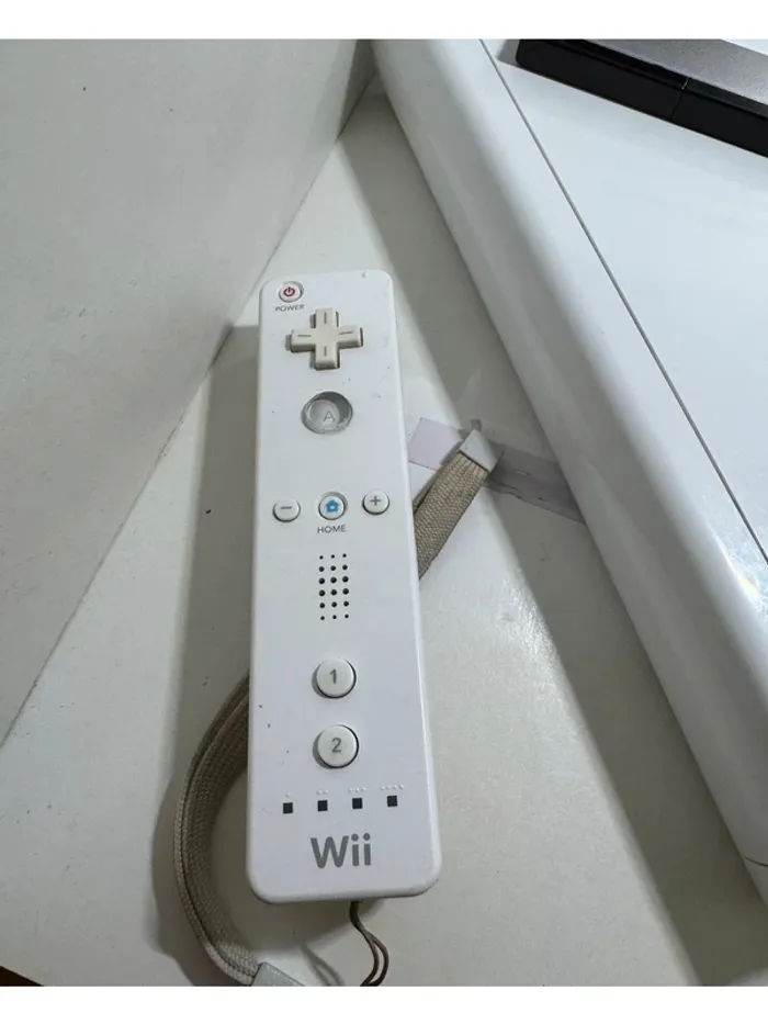 Nintendo Wii U Console - photo numéro 2