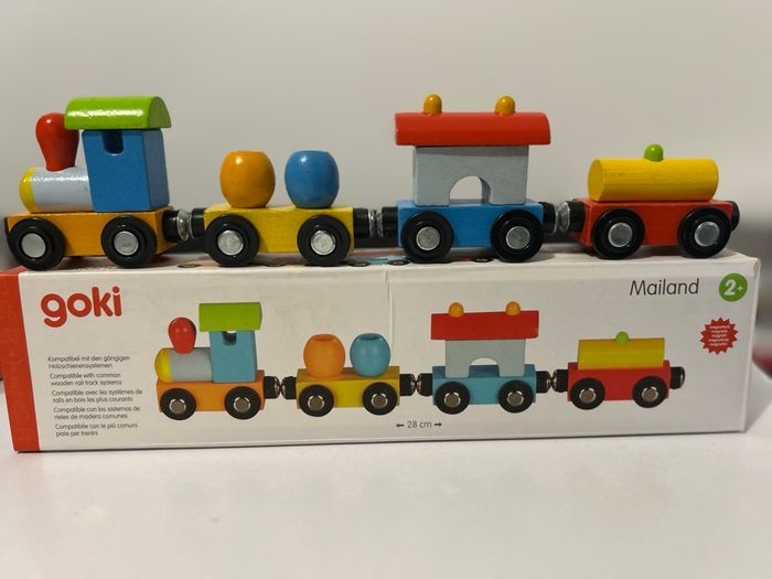 Petit train en bois - photo numéro 3
