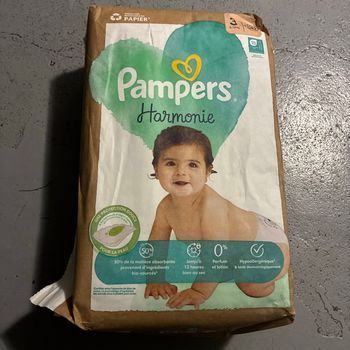 Couches neuves pampers