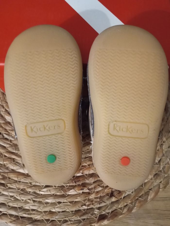 Kickers neuves pour garçon en taille 20 - photo numéro 7