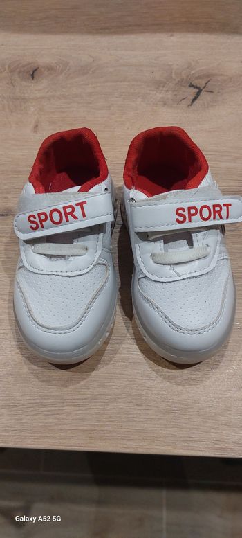 Baskets blanche à scratch