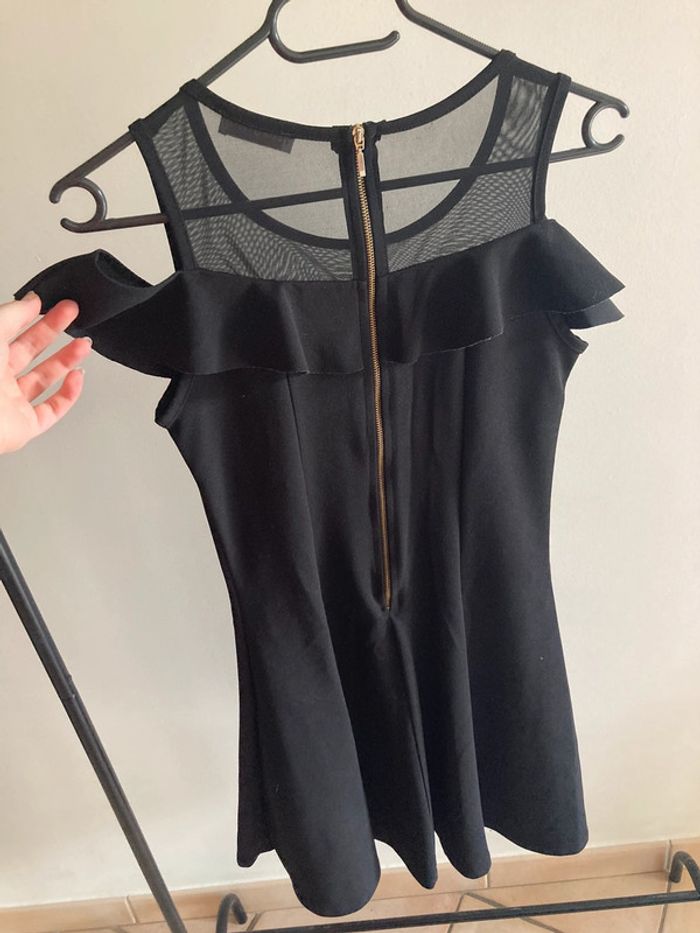 Robe noire - photo numéro 3