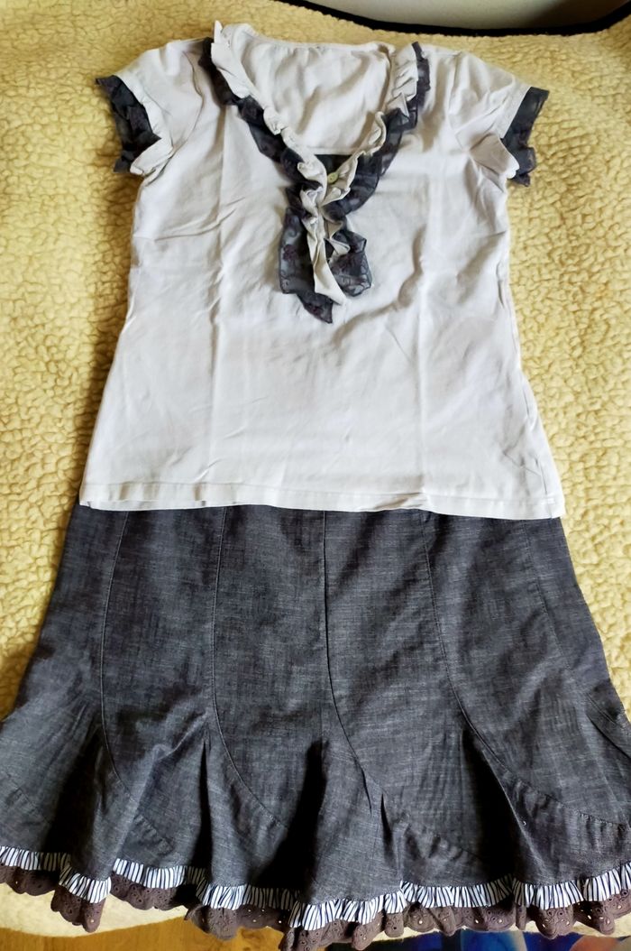Tee shirt+jupe courte