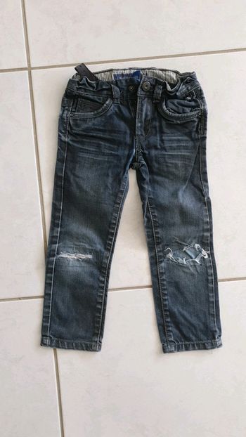 Jean garçon troué okaidi 3 ans v10