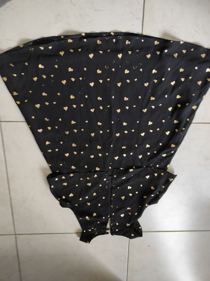 Robe tunique noire et coeur dorée 8 ans neuve - photo numéro 2