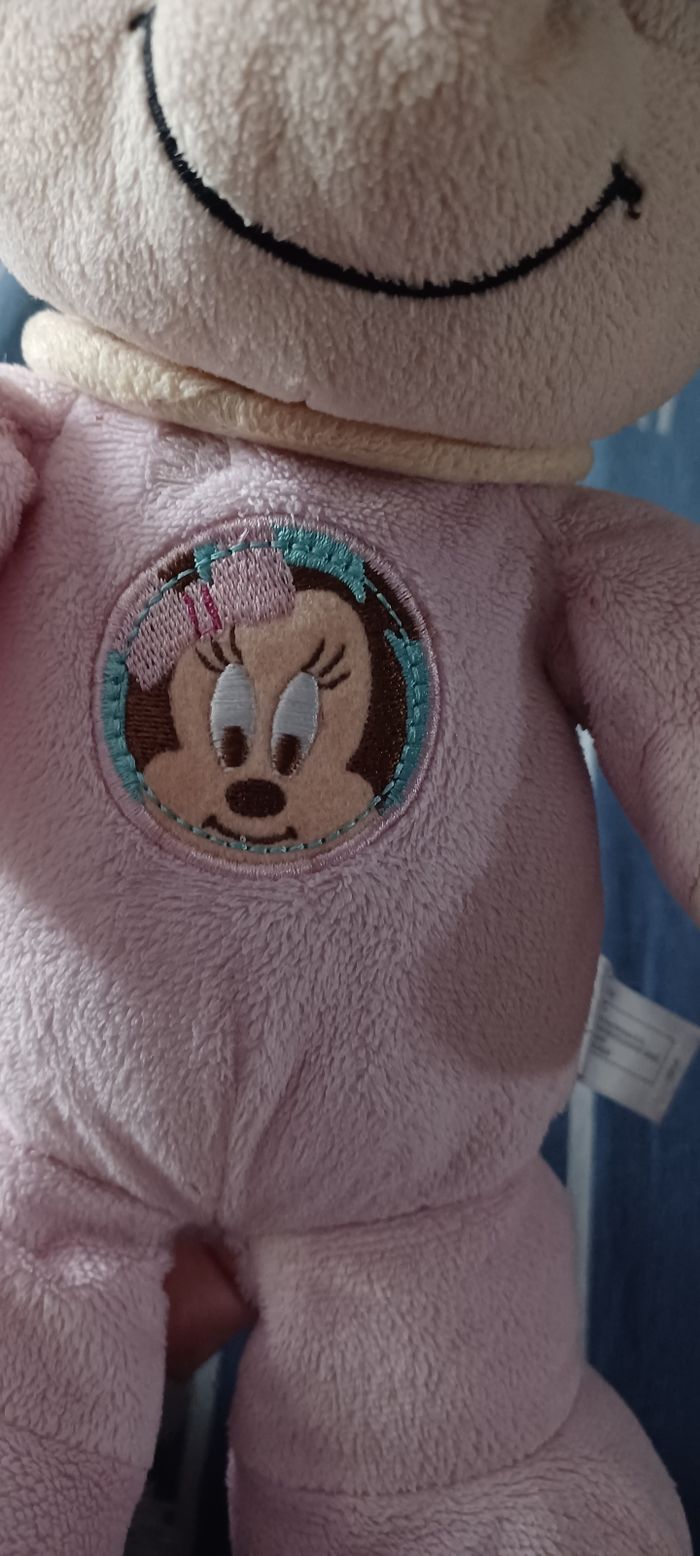 Très petite peluche minnie - photo numéro 4