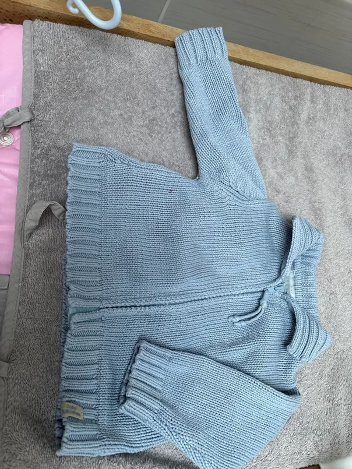 Lot de 2 gilets 3 mois - photo numéro 7