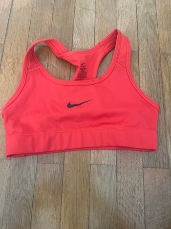 Brassière de sport, Nike