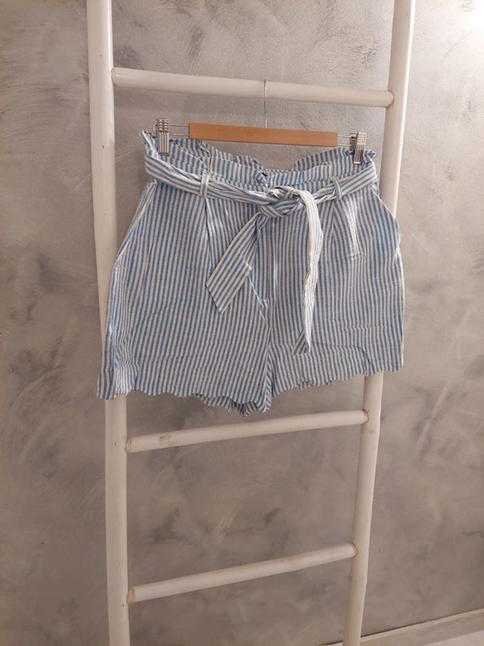 Short Vero Moda taille 40