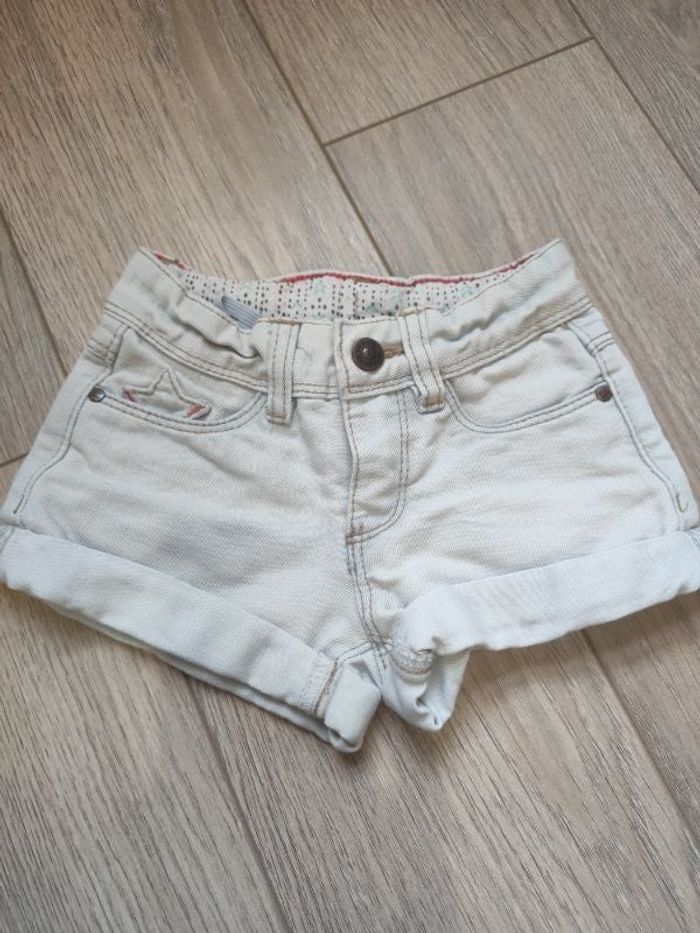 Short en jeans fille deux ans