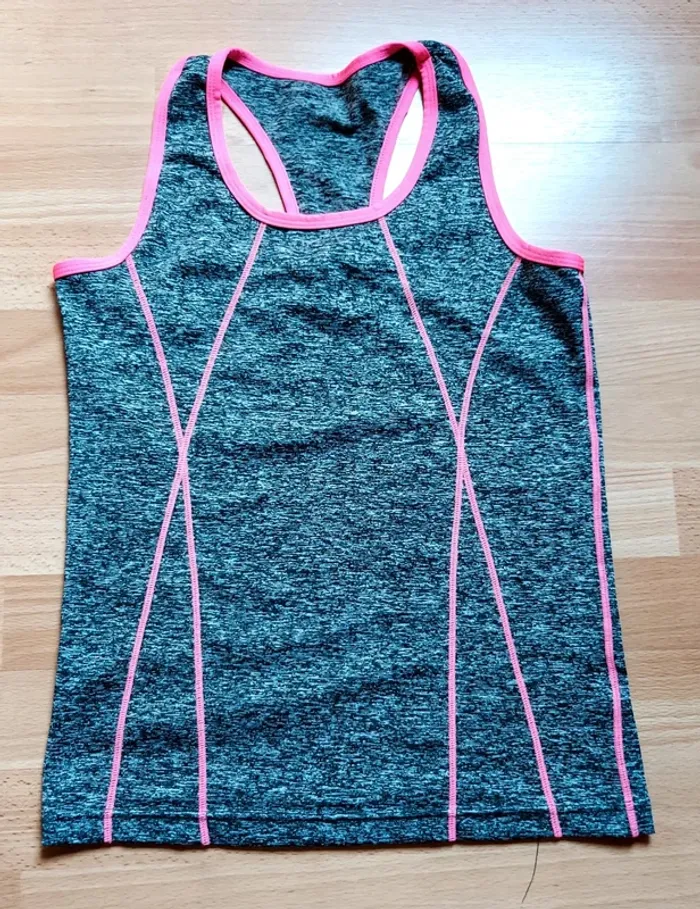 Haut débardeur sport