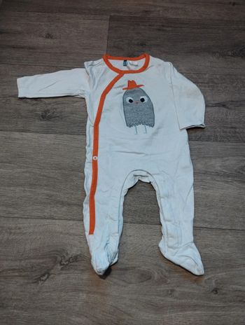 Pyjama 1 pièce neuf