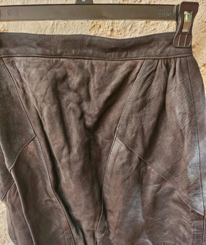 Jupe similicuir et velours forme crayon noir - photo numéro 7