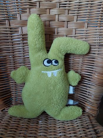 Fly tissea - peluche monstre gribouille vert