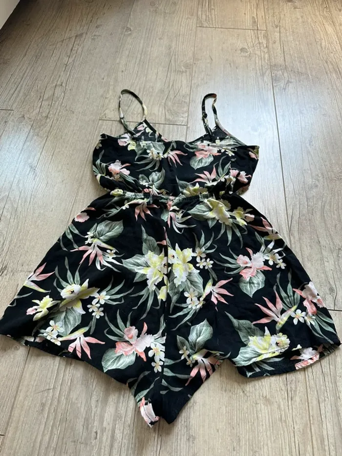 Petite combishort hm xxs 32 noir fleuri tropical - photo numéro 2