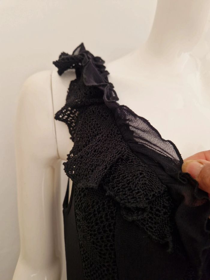 Robe en dentelle noire 💣 - photo numéro 9