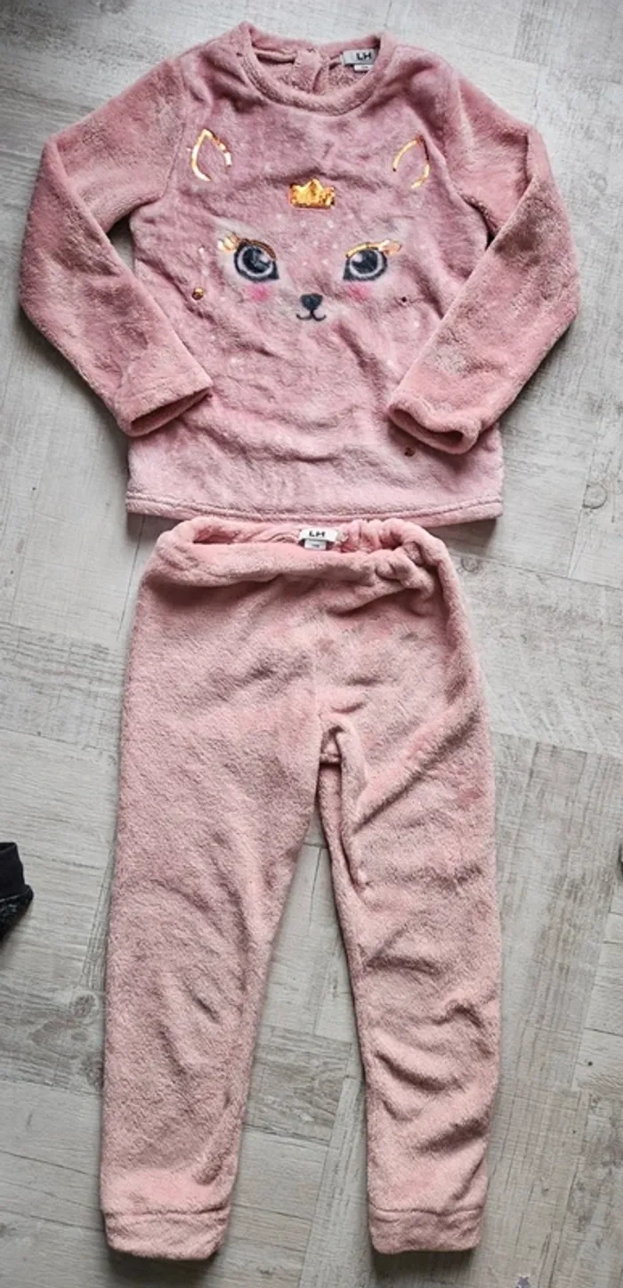 Pyjama en sherpa 7.8 ans