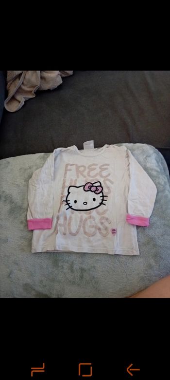 Haut de pyjamas