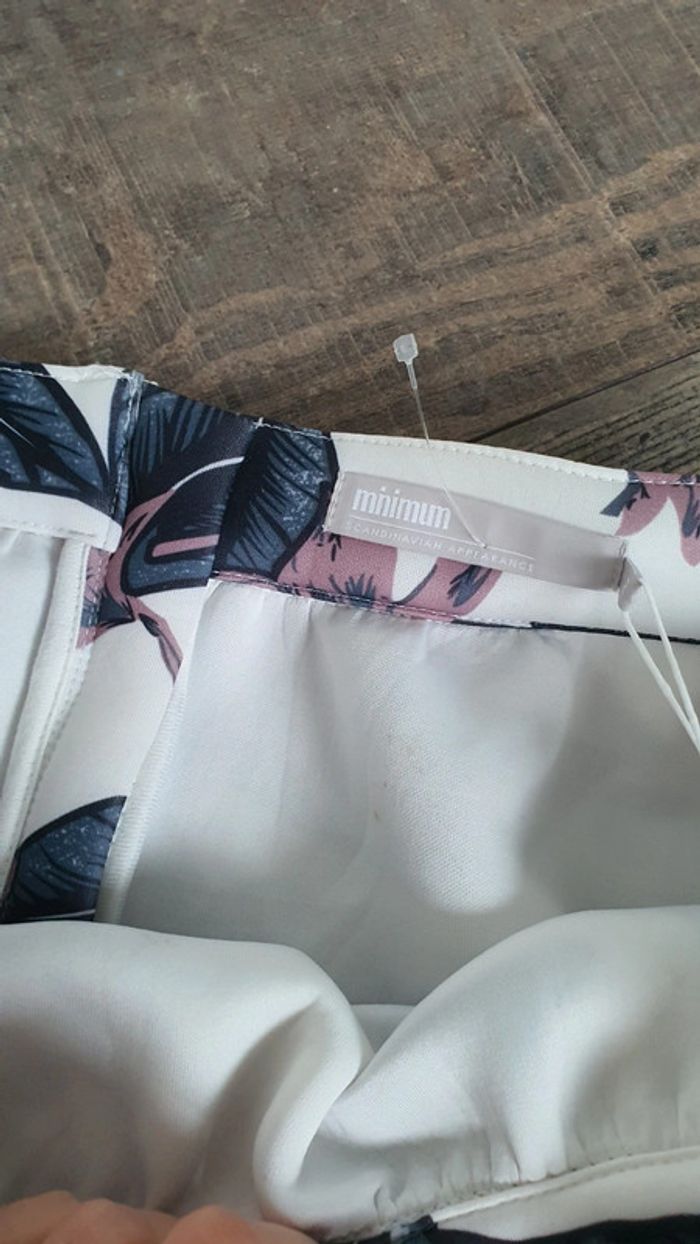Jupe minimum taille 38 neuf avec étiquette 🏷 - photo numéro 5